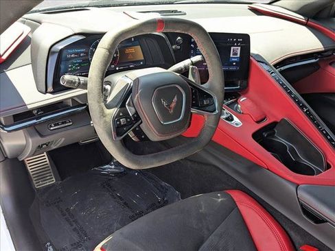 Used 2025 Chevrolet Corvette Stingray Preferred Conv w/ Z51 Performance Package RWD image 10