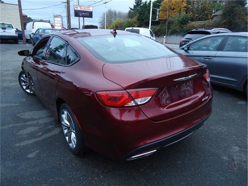 Used 2015 Chrysler 200 S w/ Navigation & Sound Group I image 9
