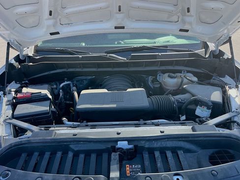 Used 2025 Chevrolet Silverado 1500 W/T w/ Trailering Package AWD/4WD image 27