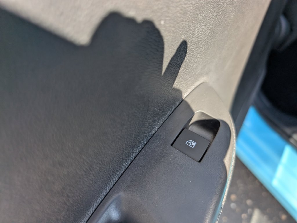 Used 2022 Chevrolet Spark LT FWD image 16