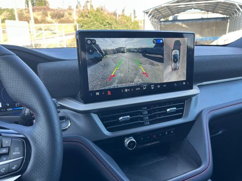 Used 2025 Ford Explorer ST-Line w/ ST-Line Street Pack image 19