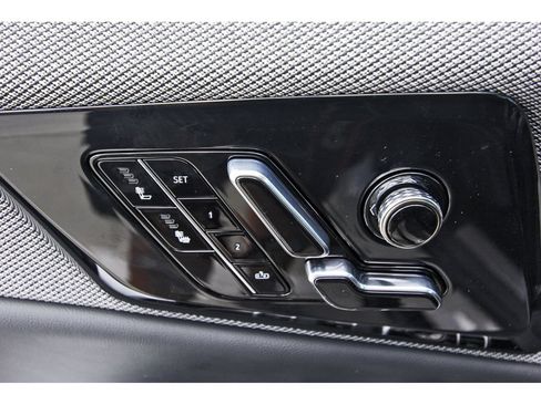 New 2027 Cadillac Optiq Luxury w/ LPO, Floor Liner Package AWD/4WD image 21