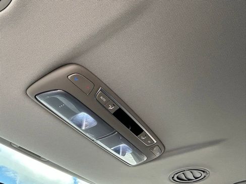Used 2025 Kia Telluride S FWD image 60
