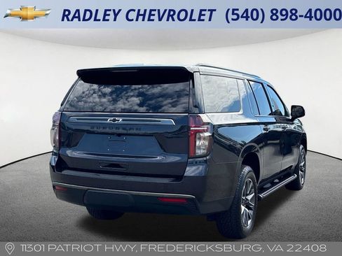 Used 2022 Chevrolet Suburban Z71 w/ Luxury Package AWD/4WD image 21