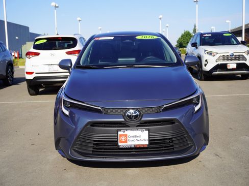 Used 2026 Toyota Corolla LE FWD image 6