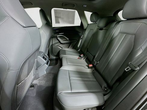 New 2025 Audi Q5 Premium Plus image 9