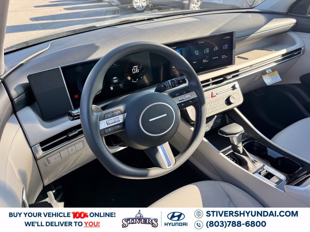 New 2026 Hyundai Tucson SE w/ Tow & Go Package FWD image 3