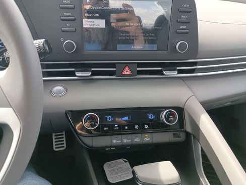 New 2026 Hyundai Elantra Sport FWD image 24