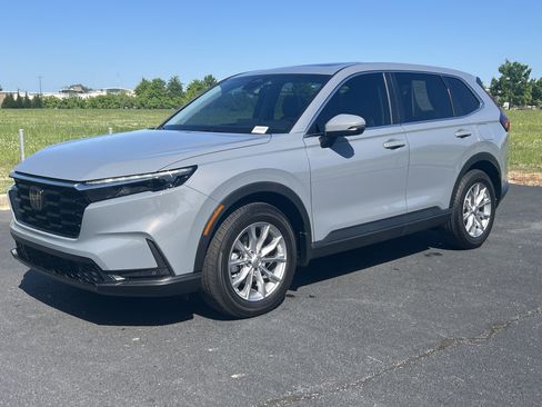 Used 2025 Honda CR-V EX-L image 5