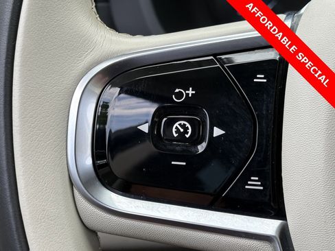 Used 2019 Volvo XC60 T5 Inscription w/ Protection Package Premier image 18