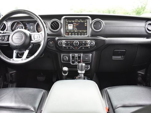 Used 2022 Jeep Wrangler Unlimited Sahara w/ LED Lighting Group AWD/4WD image 12