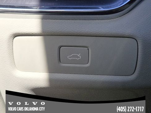 Certified 2023 Volvo S60 B5 Core w/ Climate Package image 21