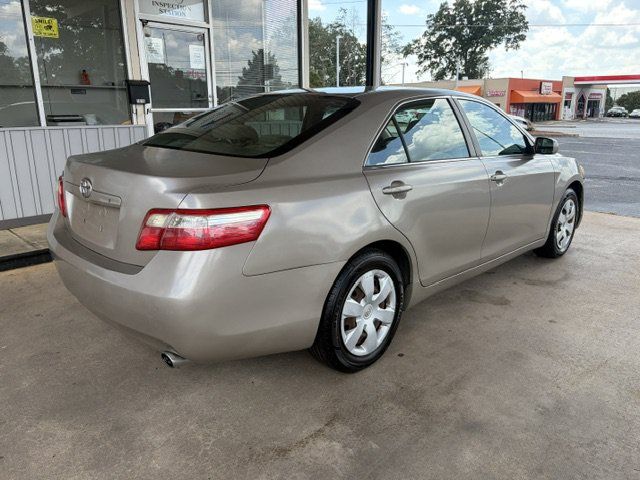 Used 2009 Toyota Camry FWD image 4