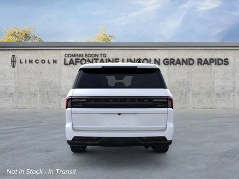 New 2026 Lincoln Navigator L Reserve w/ Jet Appearance Package AWD/4WD image 5