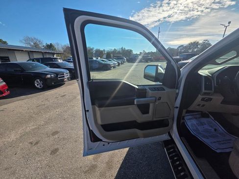 Used 2018 Ford F150 Lariat w/ Equipment Group 502A Luxury image 8