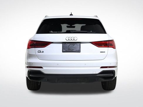 Certified 2025 Audi Q3 2.0T Premium w/ Convenience Package image 4