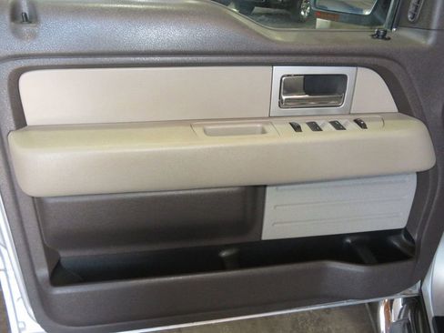 Used 2010 Ford F150 XLT image 16