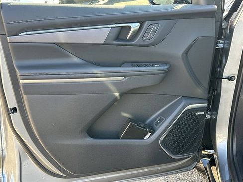 New 2026 Buick Enclave Sport Touring w/ Power Package image 18