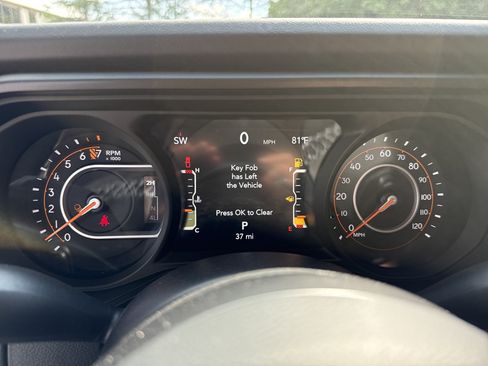 New 2025 Jeep Gladiator Sport AWD/4WD image 20