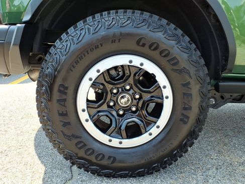 Certified 2025 Ford Bronco Badlands AWD/4WD image 10