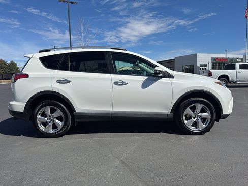 Used 2017 Toyota RAV4 Limited image 2