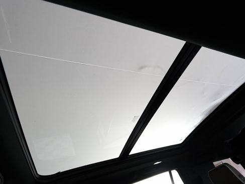 Used 2026 GMC Yukon Denali Ultimate w/ LPO, Floor Liner Package image 30