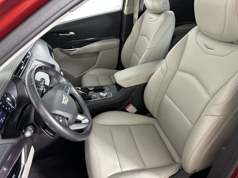 Certified 2023 Cadillac XT4 Luxury w/ Cold Weather Package image 23