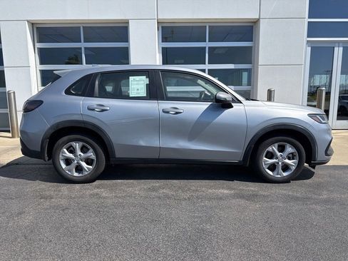 Certified 2023 Honda HR-V LX image 3