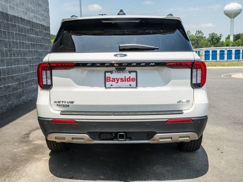 New 2026 Ford Explorer Active w/ Active Comfort Package AWD/4WD image 7