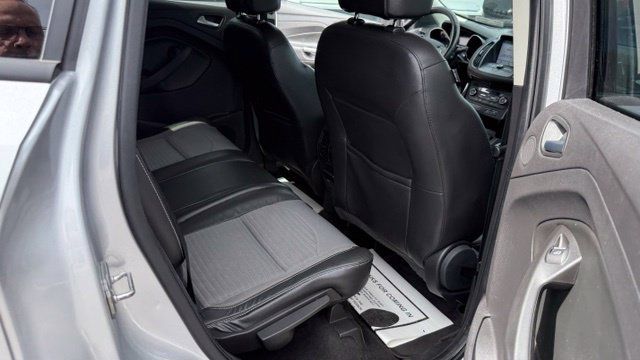Used 2017 Ford Escape SE w/ Equipment Group 201A AWD/4WD image 17