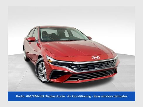 New 2025 Hyundai Elantra SE FWD image 1