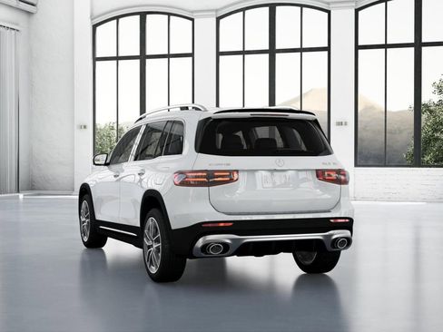 New 2025 Mercedes-Benz GLB 35 AMG 4MATIC image 27