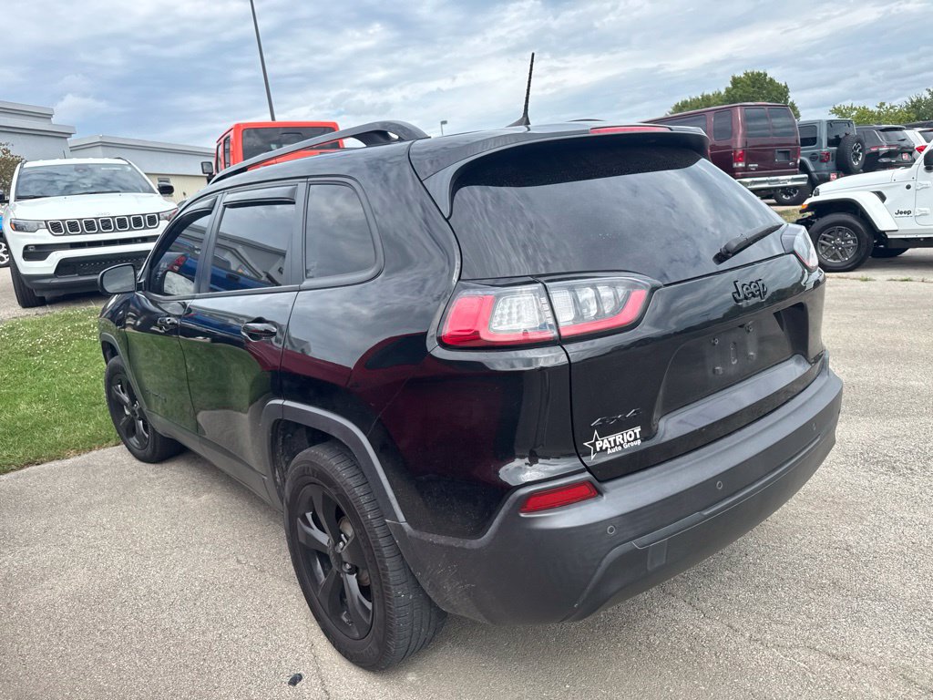 Used 2021 Jeep Cherokee Latitude Plus AWD/4WD image 6