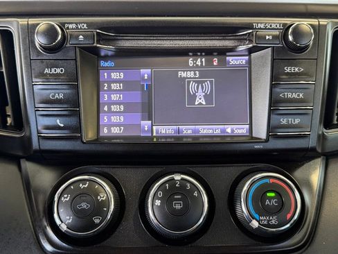 Certified 2018 Toyota RAV4 LE w/ All Weather Liner Package FWD image 27