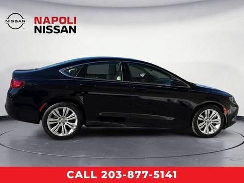 Used 2015 Chrysler 200 Limited FWD image 2