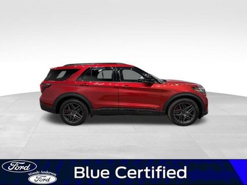 Certified 2025 Ford Explorer ST image 5