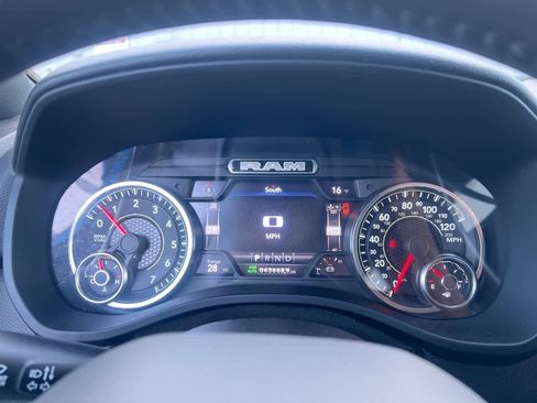 Used 2022 RAM 1500 Big Horn image 15