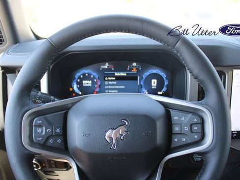New 2026 Ford Bronco Outer Banks AWD/4WD image 17