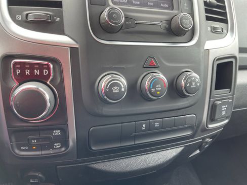 Used 2023 RAM 1500 Classic SLT AWD/4WD image 21