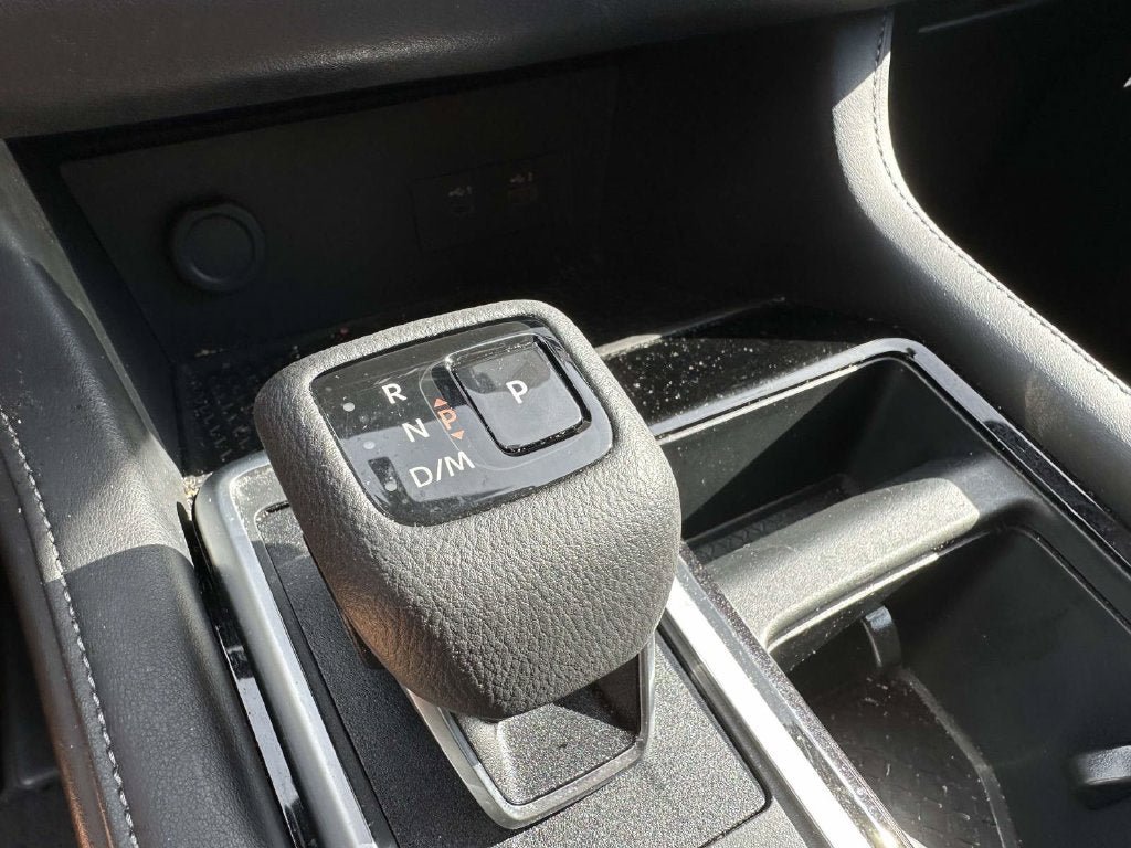 Certified 2025 Nissan Pathfinder SV AWD/4WD image 23