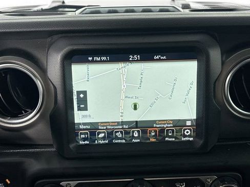 Used 2023 Jeep Wrangler Unlimited Rubicon 4xe w/ Cold Weather Group AWD/4WD image 11