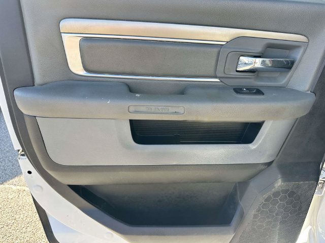 Used 2018 RAM 2500 SLT AWD/4WD image 22