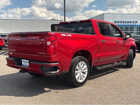 Used 2022 Chevrolet Silverado 1500 Custom AWD/4WD image 10