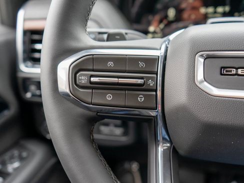 New 2026 GMC Yukon XL Denali w/ Denali Reserve Package image 25