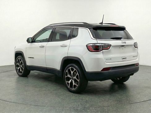 Used 2025 Jeep Compass Limited AWD/4WD image 6