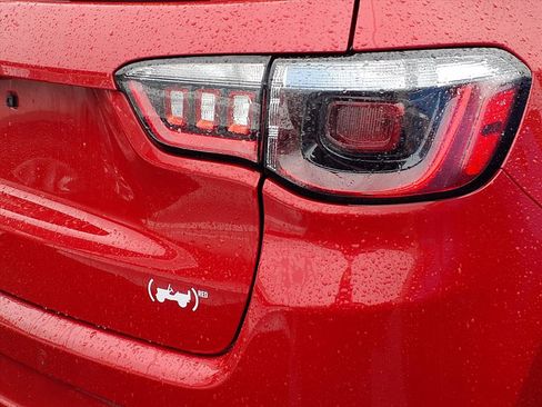 Certified 2023 Jeep Compass Limited image 23