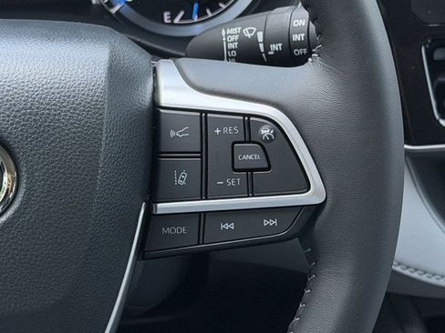 New 2026 Toyota Highlander XLE AWD/4WD image 15