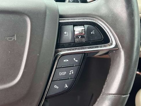 Used 2022 Lincoln Nautilus Reserve w/ Equipment Group 201A AWD/4WD image 24
