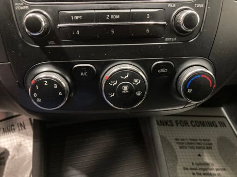 Used 2015 Kia Forte LX w/ Popular Package image 23