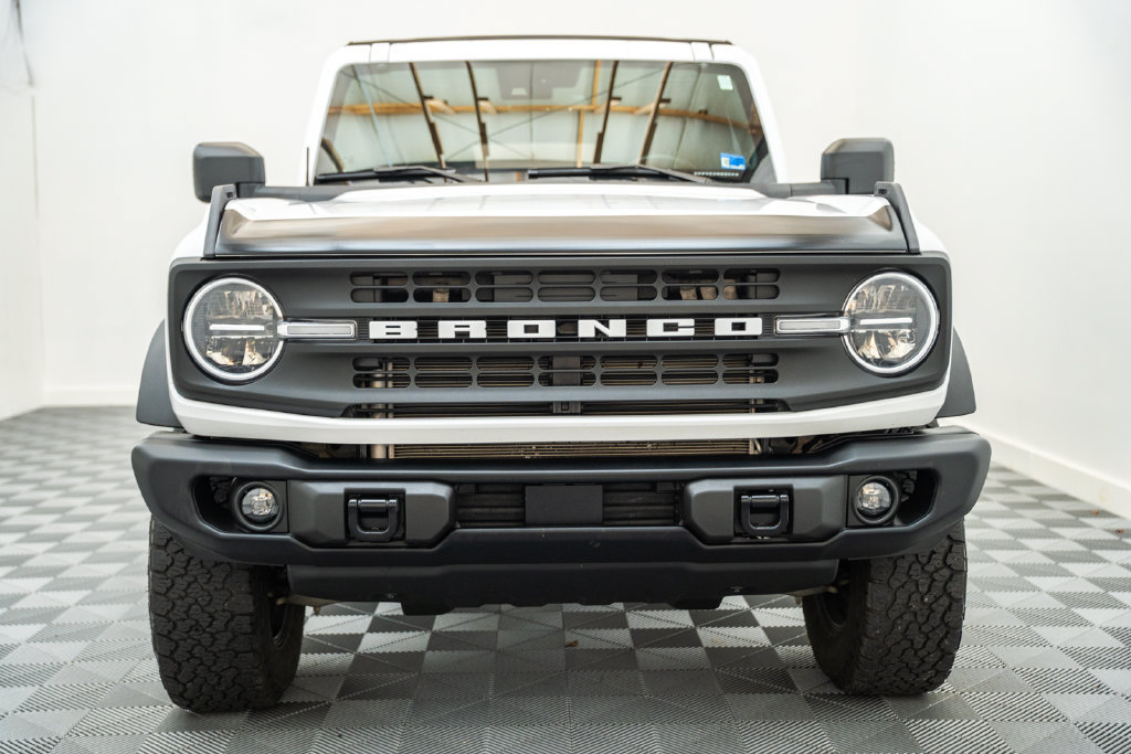 Used 2023 Ford Bronco Black Diamond AWD/4WD image 2